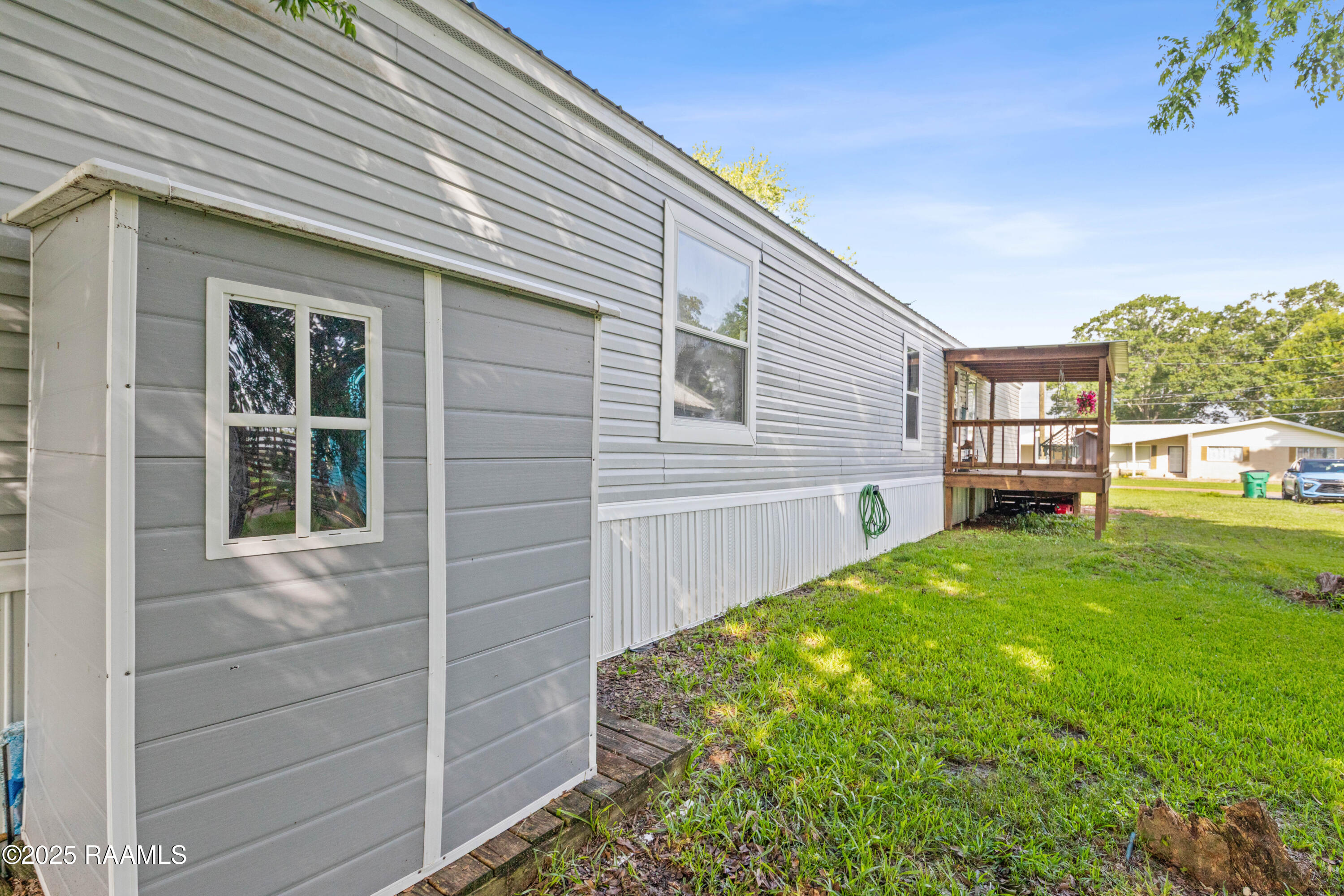 403 North Foote Avenue Kaplan, LA 70548 - Photo 23 of 27 Shed