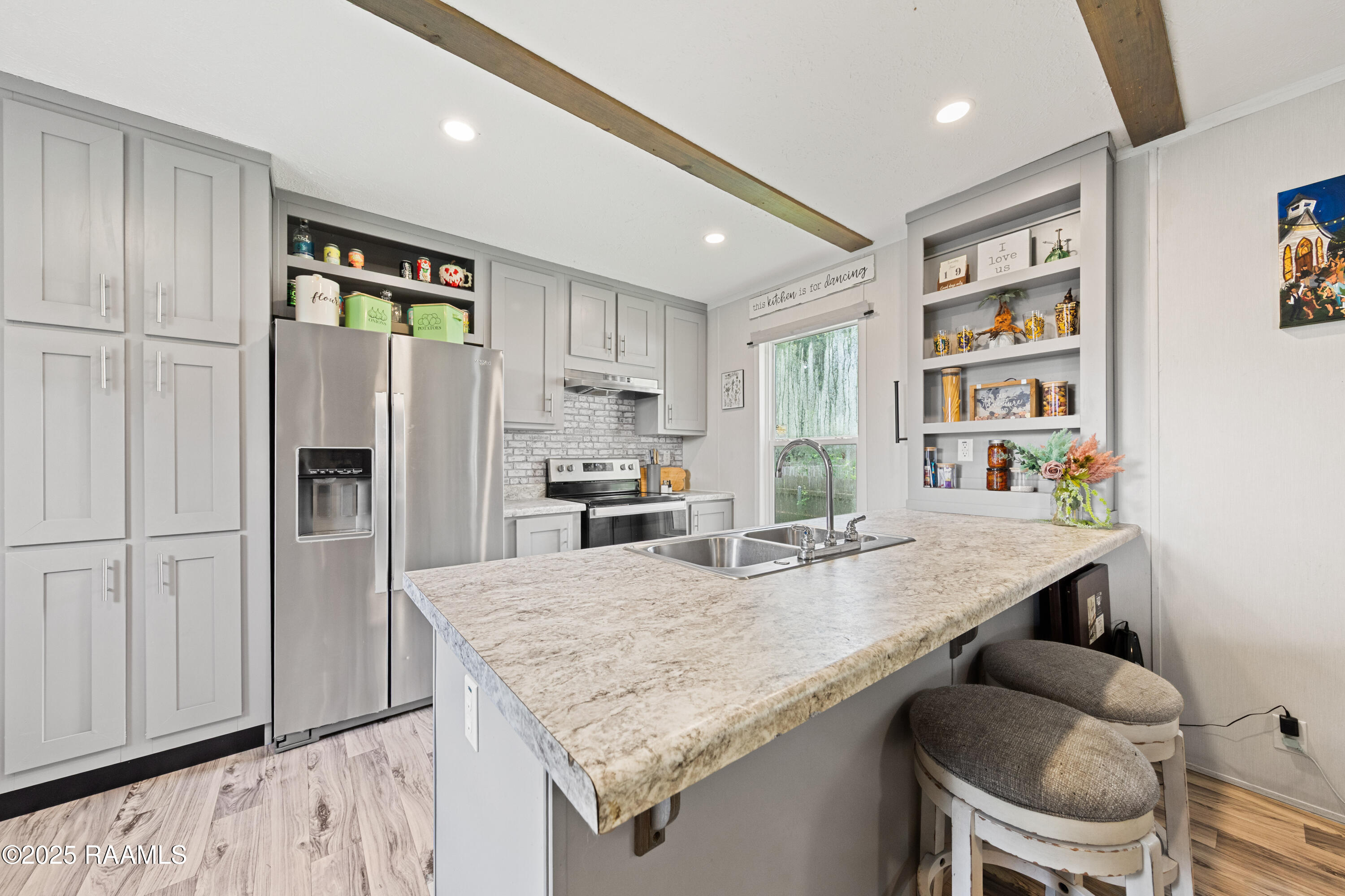 403 North Foote Avenue Kaplan, LA 70548 - Photo 8 of 27 Kitchen