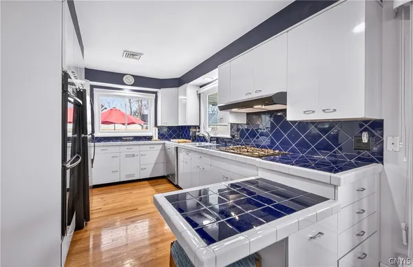 $459,900 | 2636 Glenwood Road, Utica, NY 13501