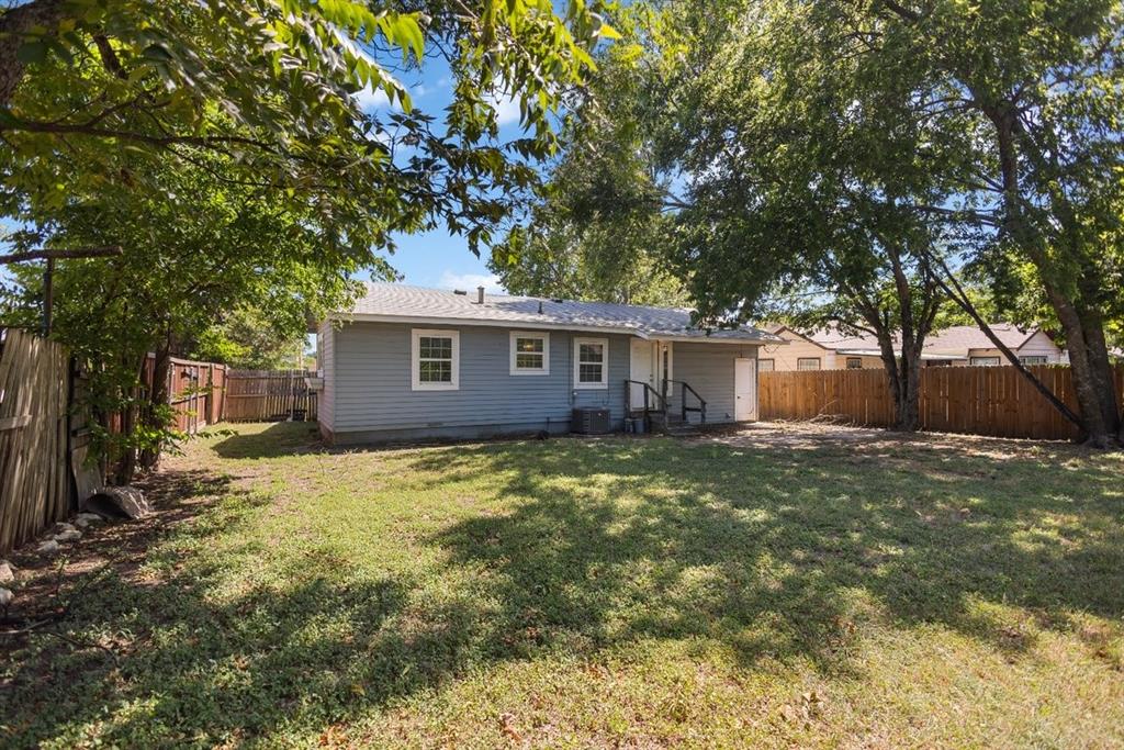 5409 Old Handley Road Fort Worth, TX 76112 - Photo 30 of 36