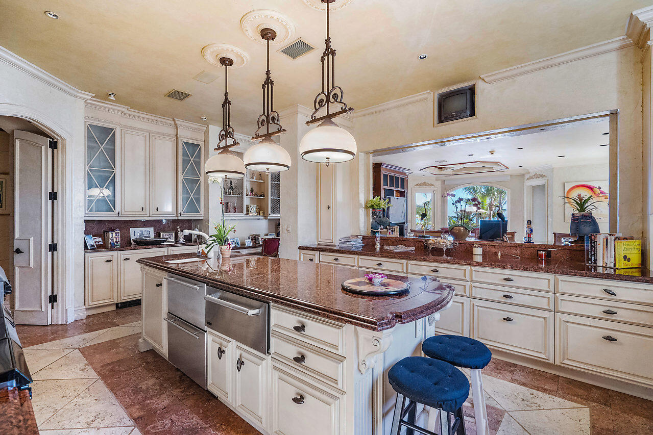 719 North Ocean Boulevard Delray Beach, FL 33483 - Photo 11 of 56 11