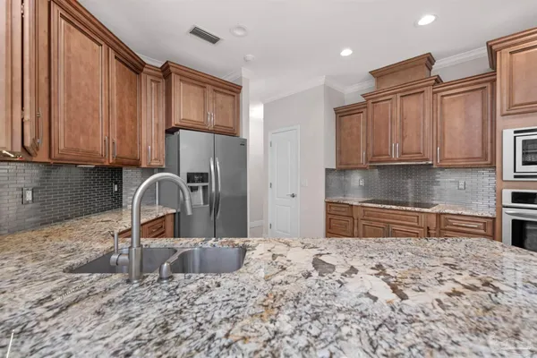 $2,700 | 8731 Thunderbird Drive, Pensacola, FL 32514