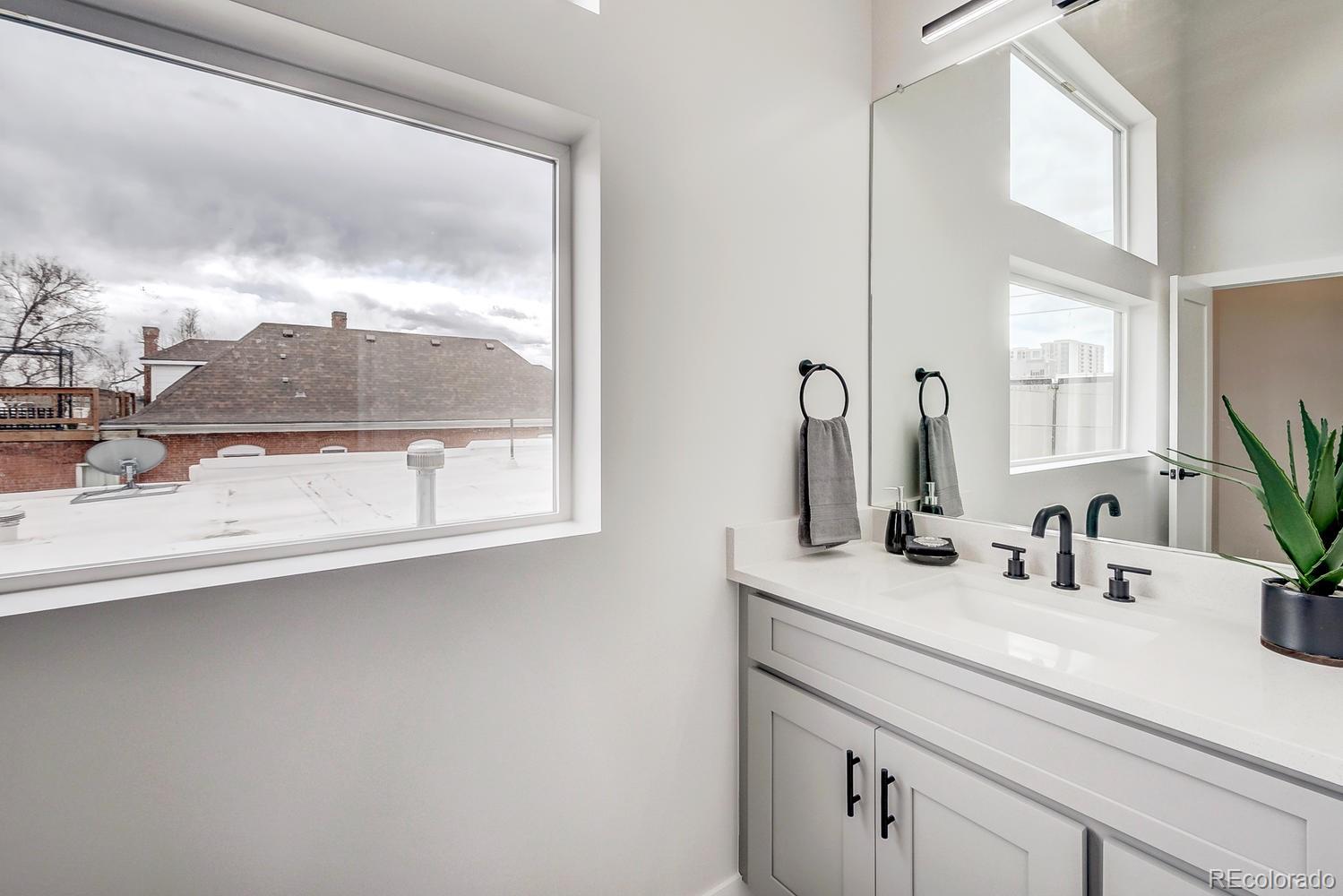 1046 Inca Street, Unit 4 Denver, CO 80204 - Photo 21 of 24 Gallery Image 21