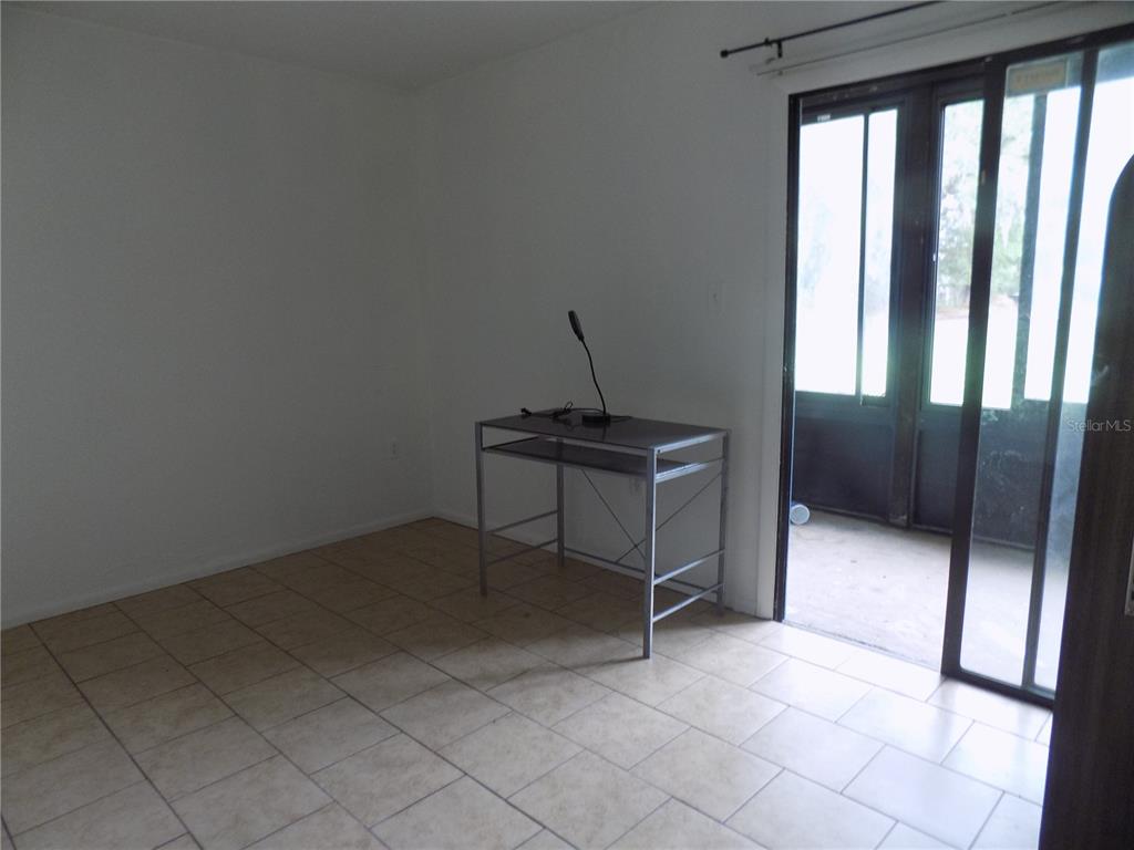 2811 Southwest Archer Road, Unit X 201 Gainesville, FL 32608 - Photo 23 of 37