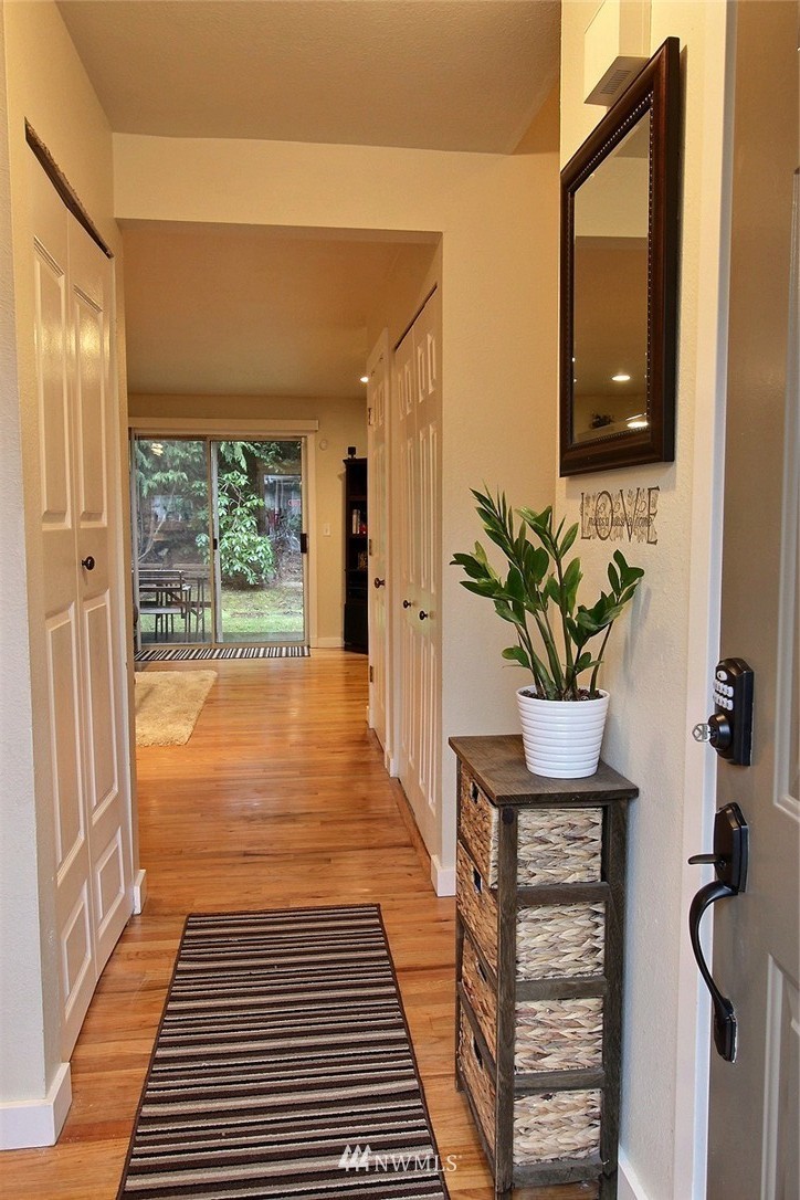 18910 Bothell Everett Highway, Unit E3 Bothell, WA 98012 - Photo 2 of 17 Gallery Image 2