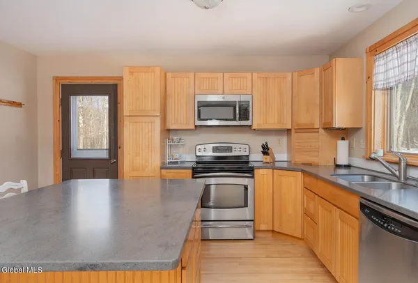 $529,000 | 1267 Patterson Hill Road, Hebron, NY 12865
