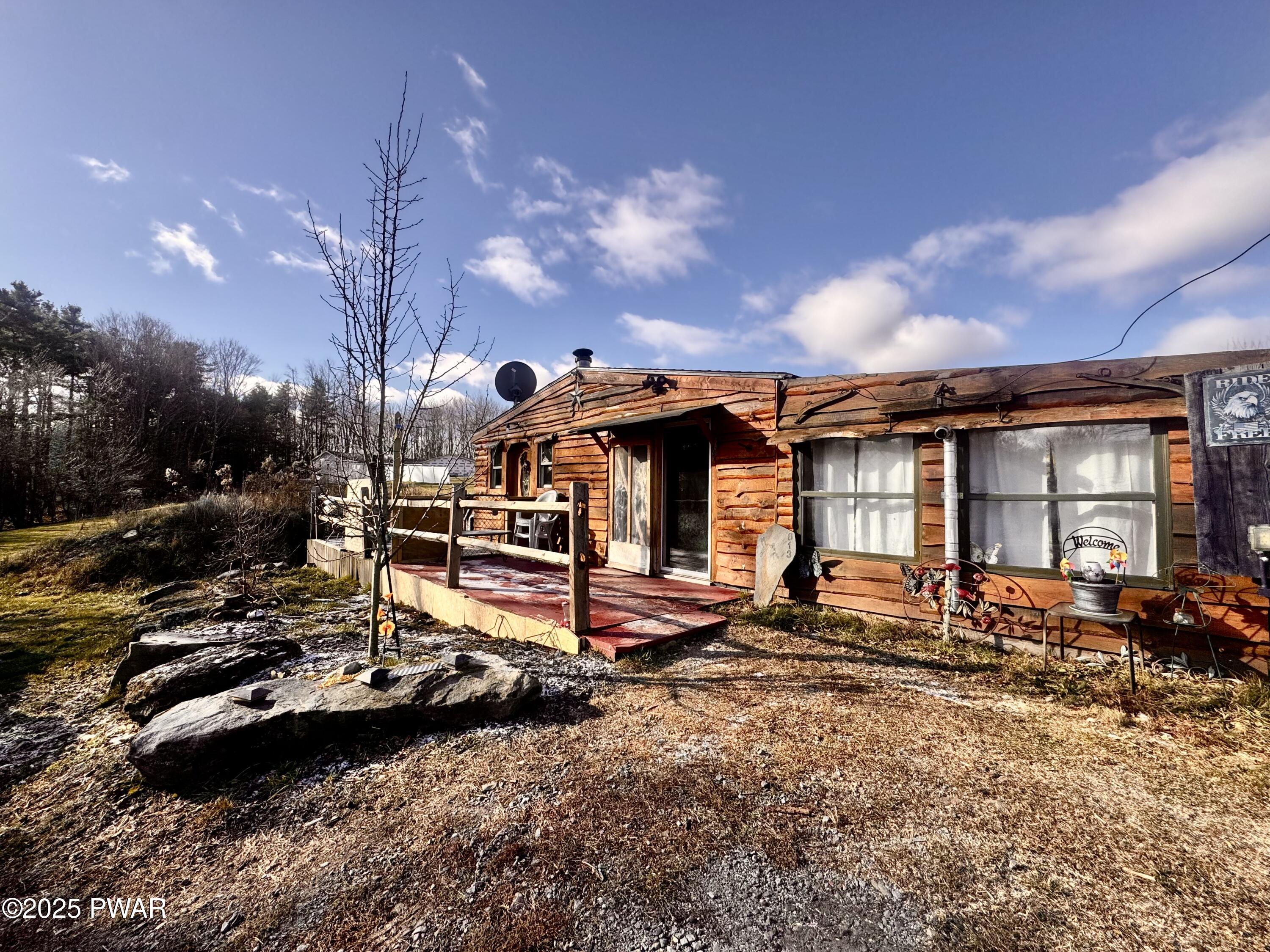 233 North Smith Road Waymart, PA 18472 - Photo 1 of 2