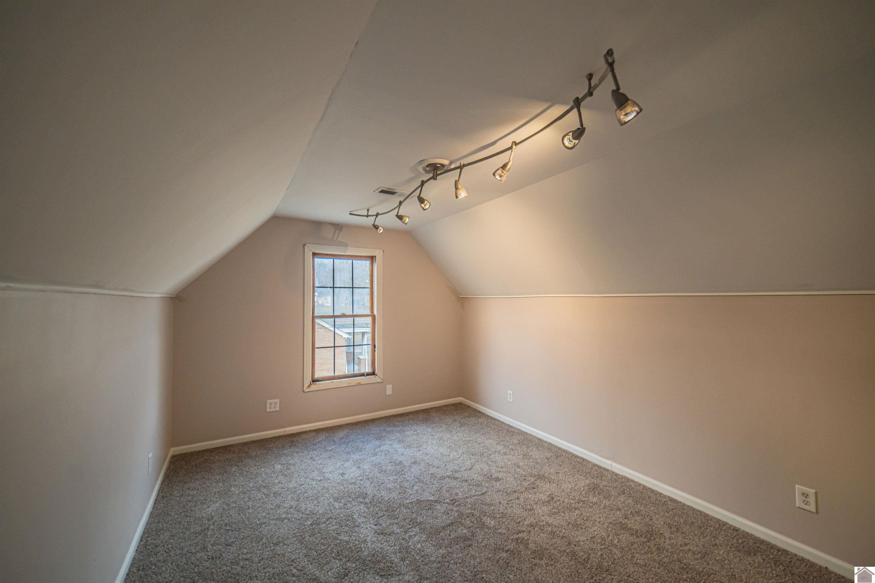4010 Clinton Road Paducah, KY 42001 - Photo 30 of 37 Bonus / flex space