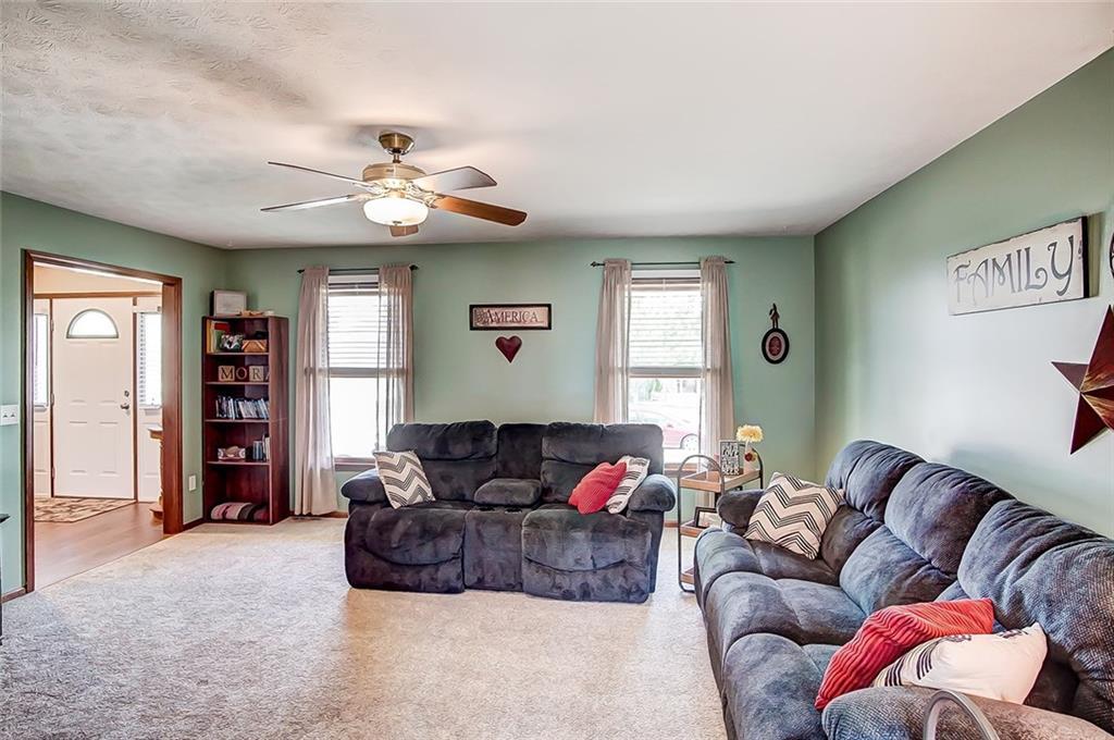 176 Locust View Way Troy, OH 45373 - Photo 3 of 32