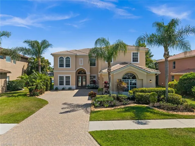 $949,900 | 14525 Indigo Lakes Circle, Naples, FL 34119