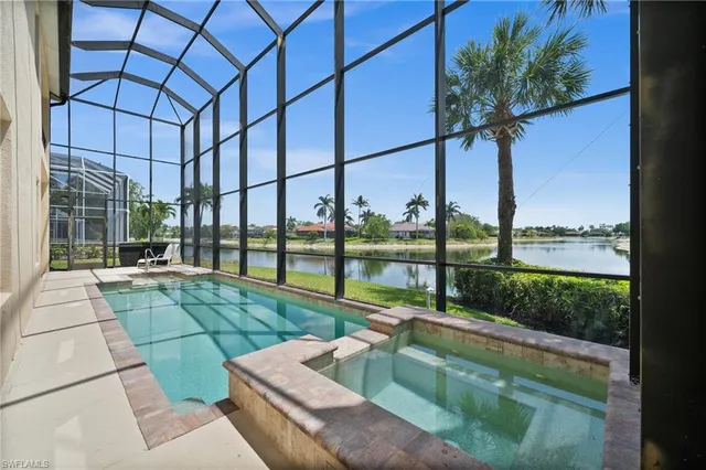 $949,900 | 14525 Indigo Lakes Circle, Naples, FL 34119