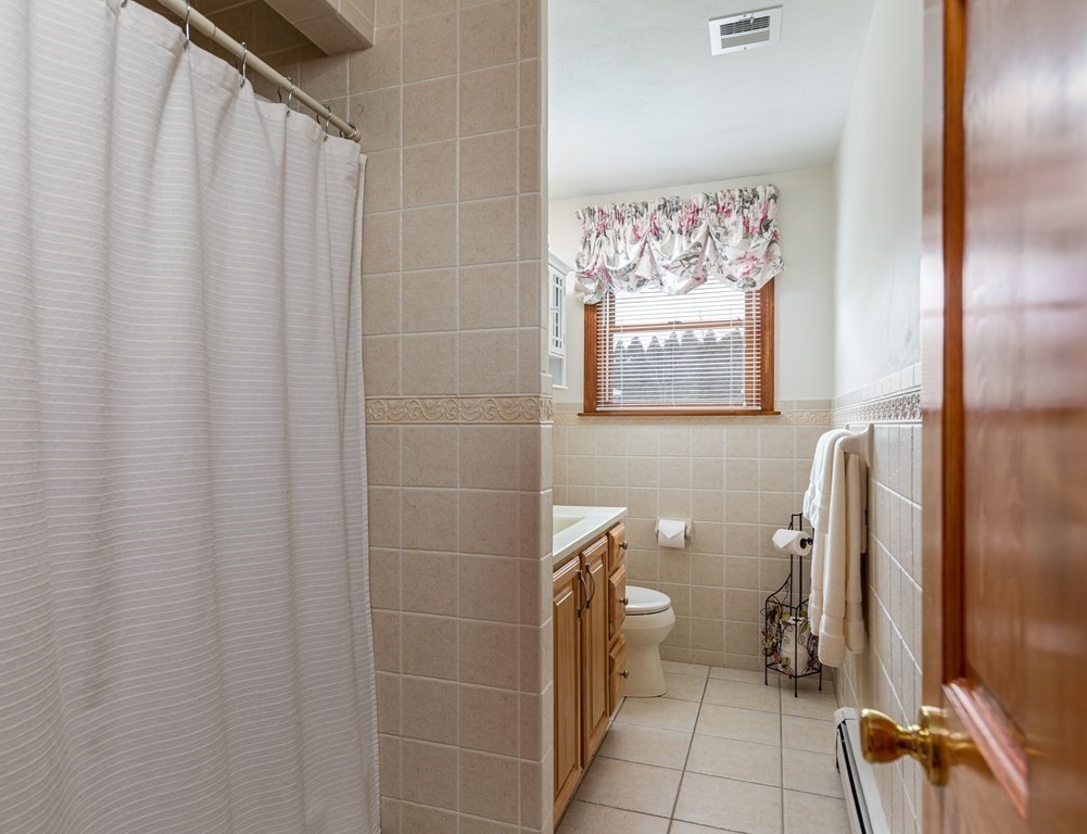 129 Chapman Road Stoughton, MA 02072 - Photo 16 of 32 Gallery Image 16