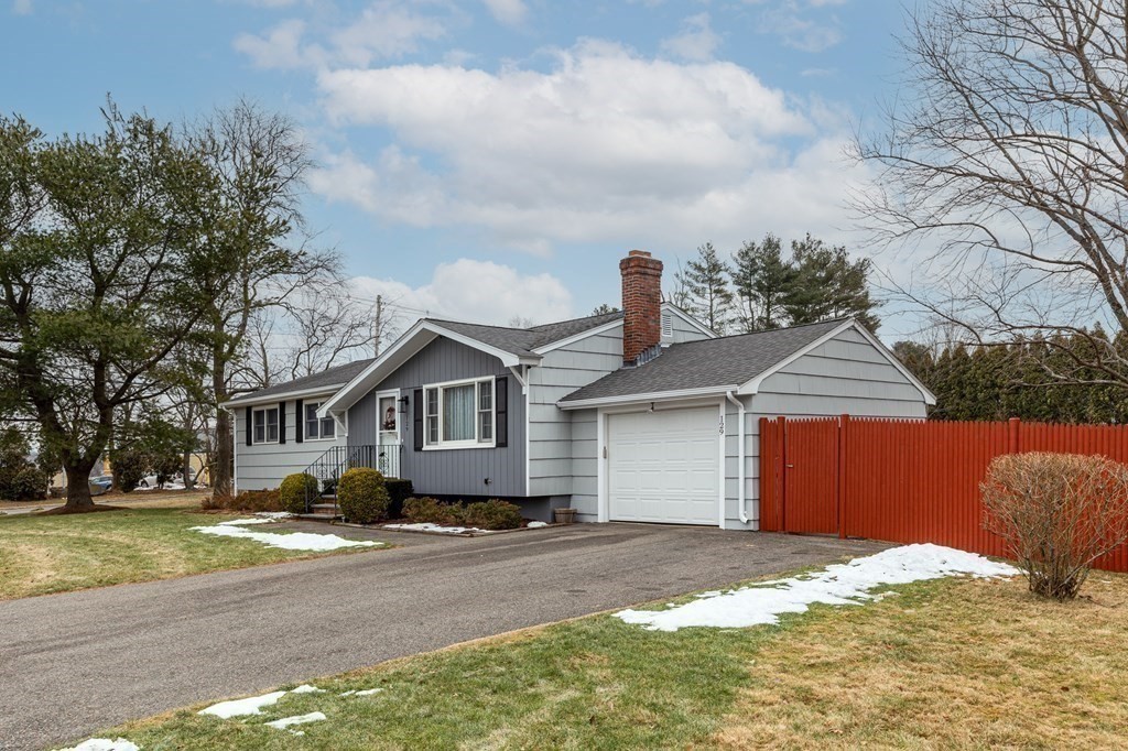 129 Chapman Road Stoughton, MA 02072 - Photo 30 of 32 Gallery Image 30