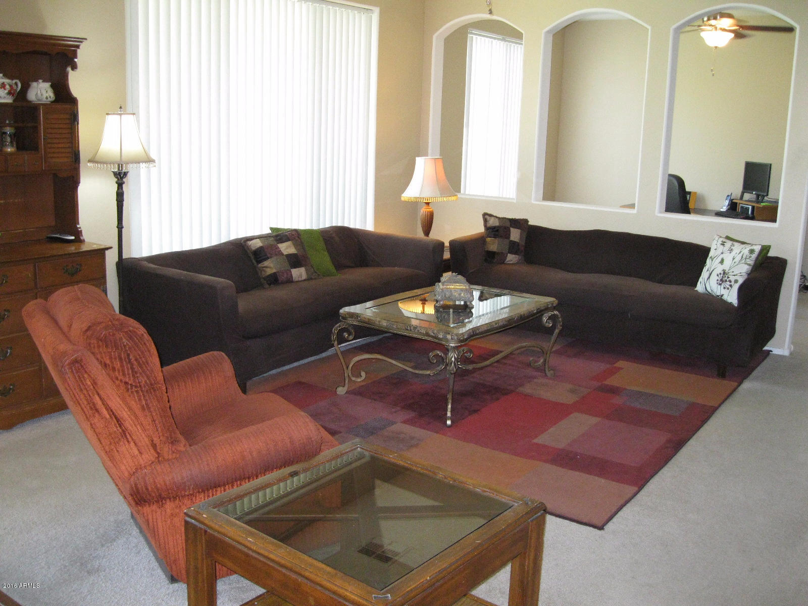 1816 East Beverly Road Phoenix, AZ 85042 - Photo 6 of 20 Family Room