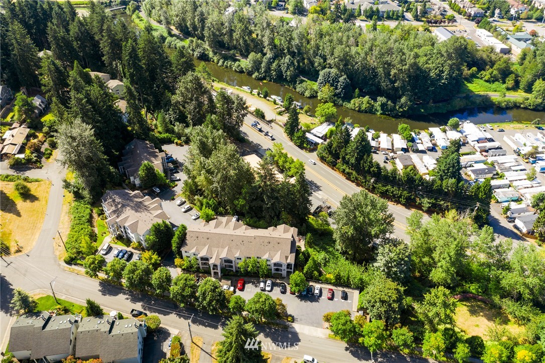 10709 Valley View Road, Unit A301 Bothell, WA 98011 - Photo 25 of 26 a view of a garden with plants
