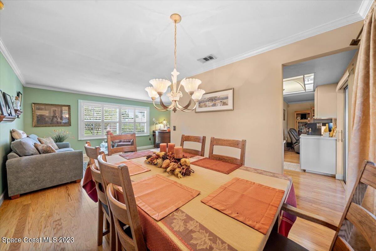 1810 West Shores Road Melbourne, FL 32935 - Photo 7 of 25 dining room