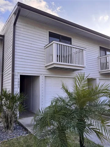 $215,000 | 6436 92nd Place North, Unit 1005, Pinellas Park, FL 33782