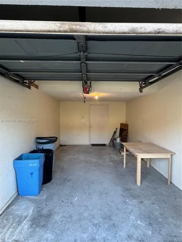 $215,000 | 6436 92nd Place North, Unit 1005, Pinellas Park, FL 33782