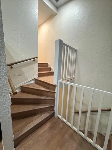 $215,000 | 6436 92nd Place North, Unit 1005, Pinellas Park, FL 33782