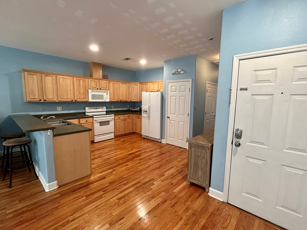 205A 5th Street, Unit C Carrabelle, FL 32322 - Photo 2 of 16