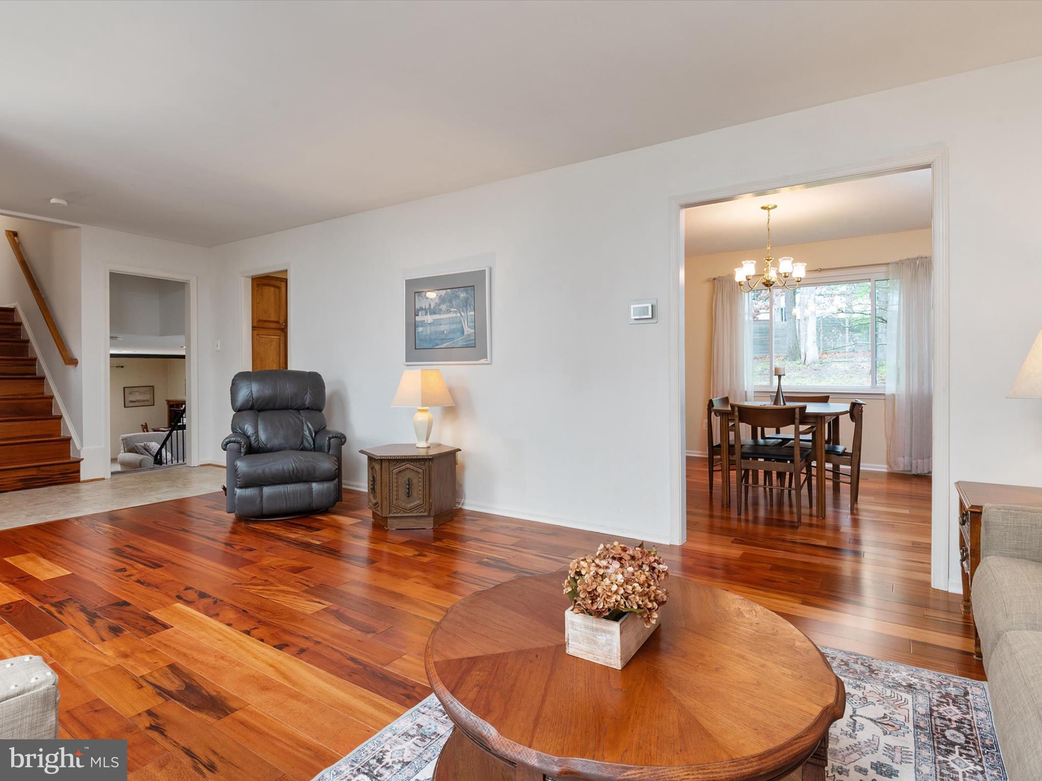 11804 Montague Drive Laurel, MD 20708 - Photo 9 of 44 Direct Access to Dining Room