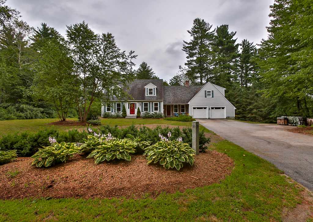 39 Thornton Ferry Rd II Amherst, NH 03031 - Photo 2 of 31