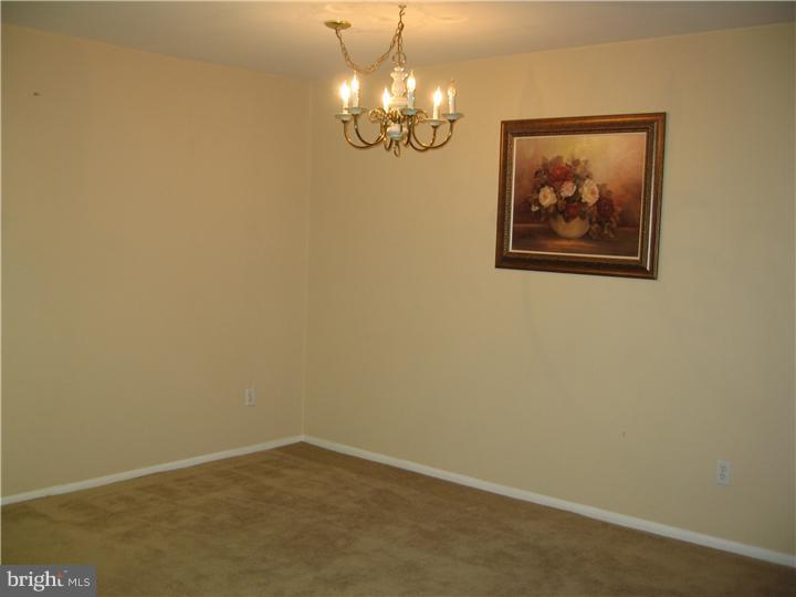 3506 Kyle Road Philadelphia, PA 19154 - Photo 4 of 20 Gallery Image 4