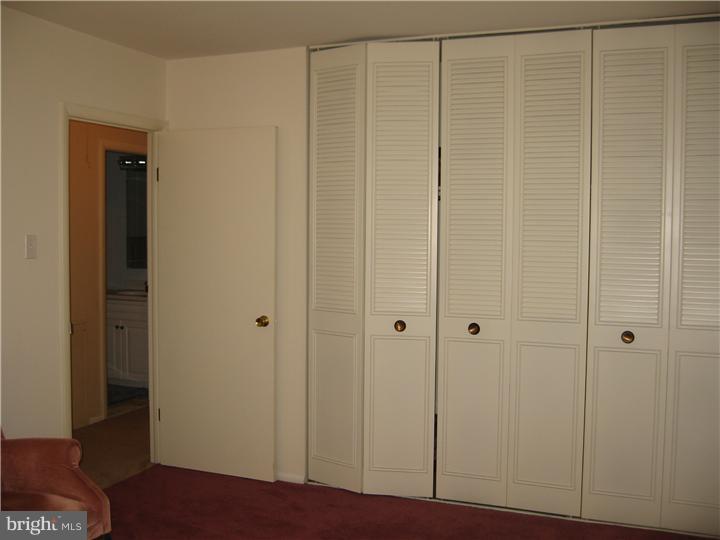 3506 Kyle Road Philadelphia, PA 19154 - Photo 10 of 20 Gallery Image 10