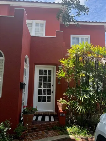 $2,200,000 | 318 Vitoria Avenue, Winter Park, FL 32789