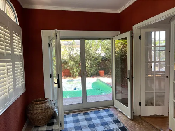 $2,200,000 | 318 Vitoria Avenue, Winter Park, FL 32789