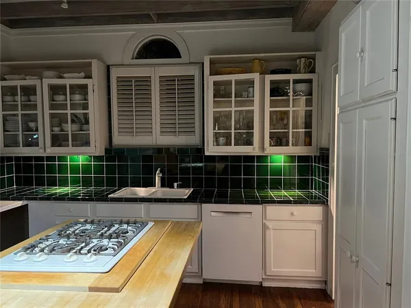 $2,200,000 | 318 Vitoria Avenue, Winter Park, FL 32789