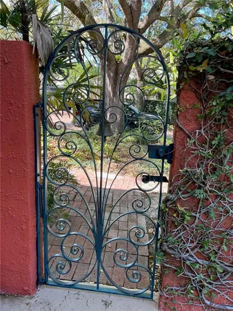 $2,200,000 | 318 Vitoria Avenue, Winter Park, FL 32789