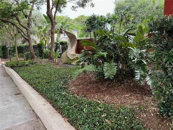$2,200,000 | 318 Vitoria Avenue, Winter Park, FL 32789