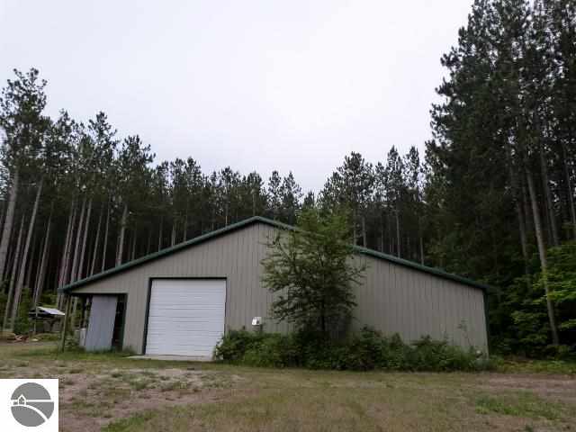 7701 Way Road Honor, MI 49640 - Photo 5 of 68 1749060-4.JPG