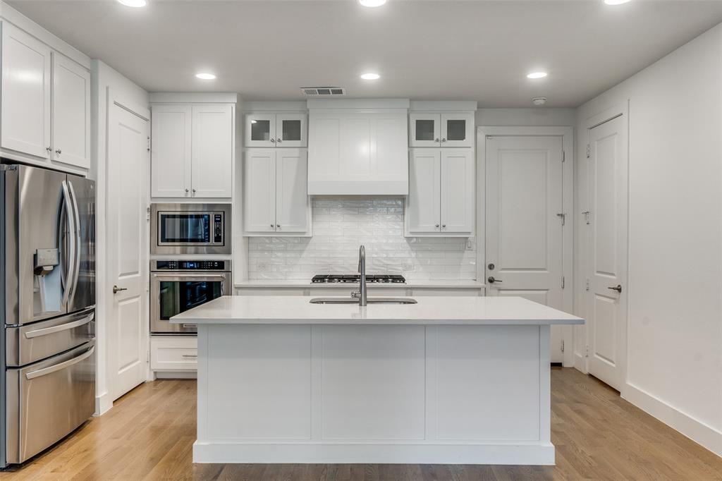 1119 Lavender Ridge Dallas, TX 75204 - Photo 6 of 24 All Stainless Steel Appliances and Gas Stove Top.