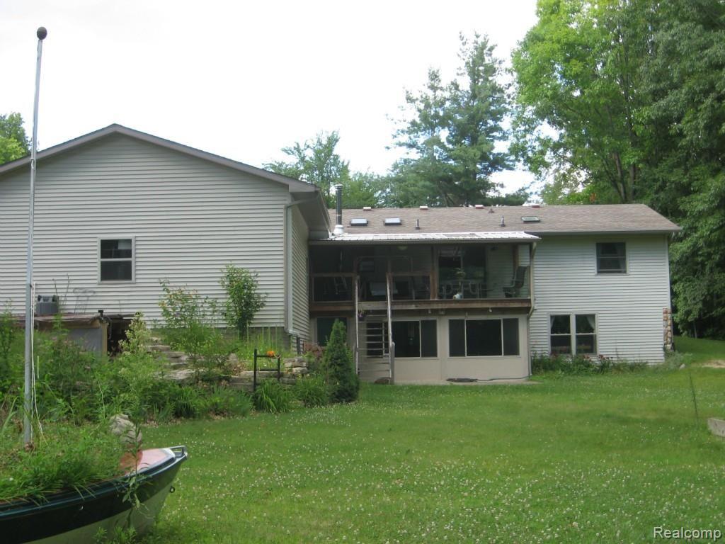 4819 Davison Road Lapeer, MI 48446 - Photo 10 of 66 IMG_5290.jpg