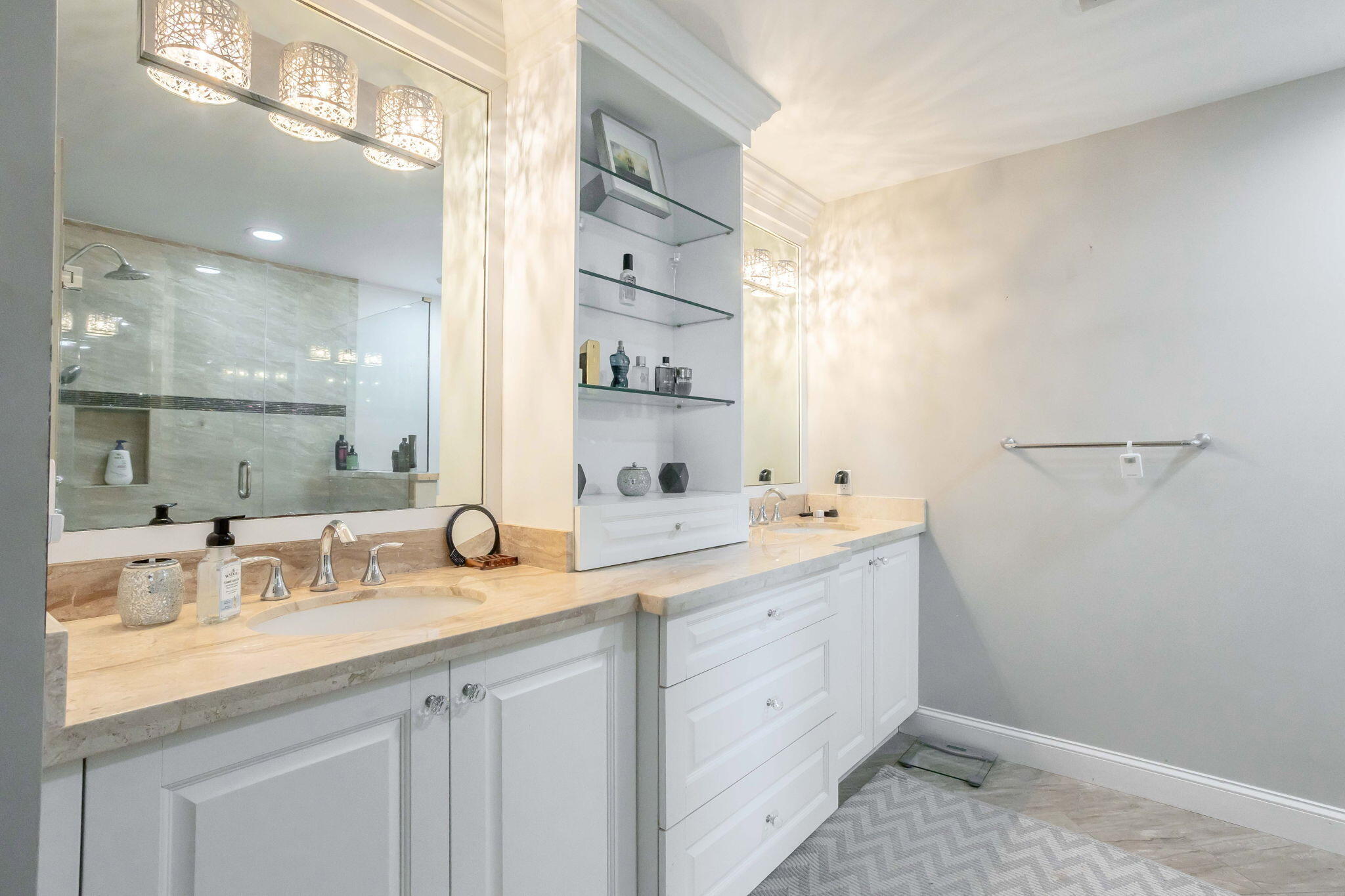 7424 Ashley Shores Circle Lake Worth, FL 33467 - Photo 20 of 33 a bathroom with a double vanity sink and a mirror