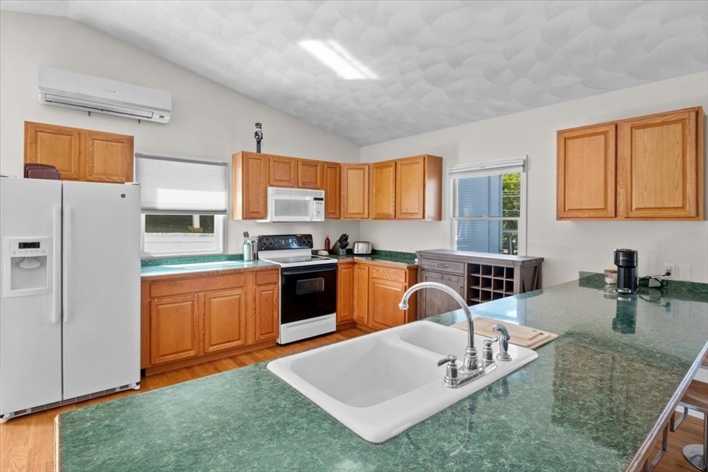 146 Dana Avenue, Unit R Boston, MA 02136 - Photo 11 of 23 Gallery Image 11