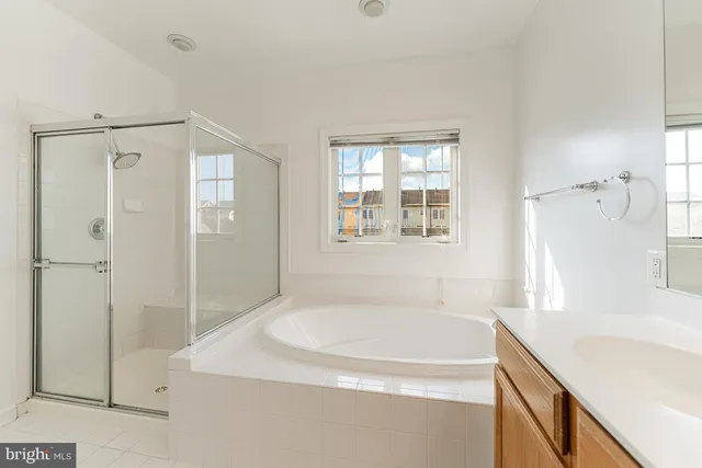 $2,950 | 3874 Carriage Hill Drive, Frederick, MD 21704