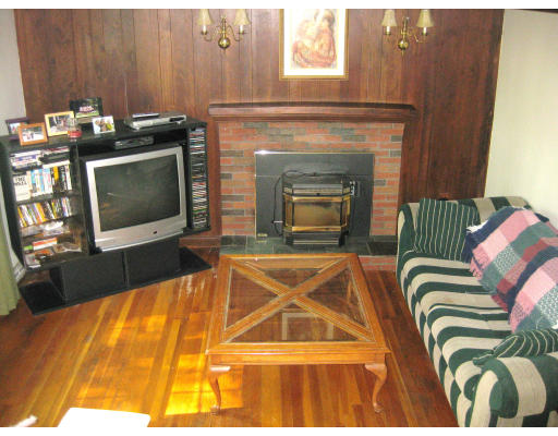 114 Dudley Road Oxford, MA 01540 - Photo 14 of 30 Gallery Image 14