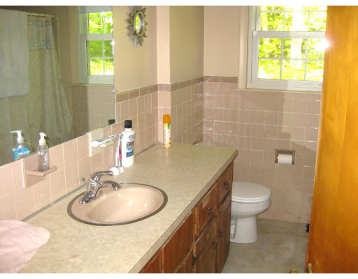 114 Dudley Road Oxford, MA 01540 - Photo 16 of 30 Gallery Image 16