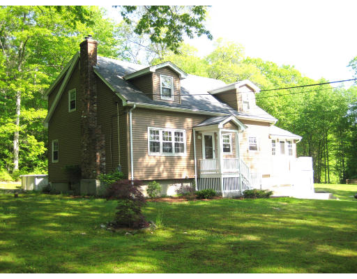 114 Dudley Road Oxford, MA 01540 - Photo 2 of 30 Gallery Image 2