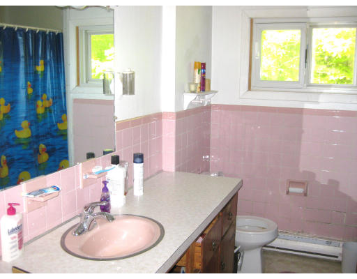 114 Dudley Road Oxford, MA 01540 - Photo 23 of 30 Gallery Image 23