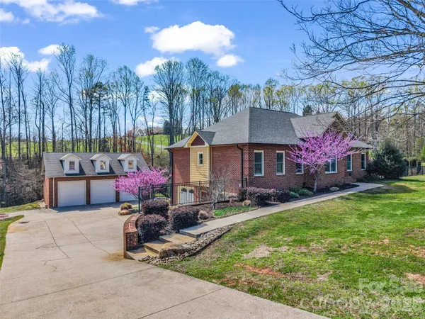 $750,000 | 148 Fairway Drive, Forest City, NC 28043