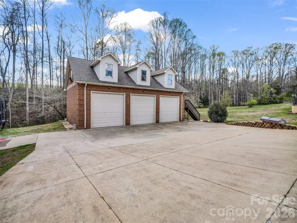 $750,000 | 148 Fairway Drive, Forest City, NC 28043