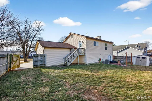 $279,900 | 617 Sundance Drive, O'Fallon, MO 63368