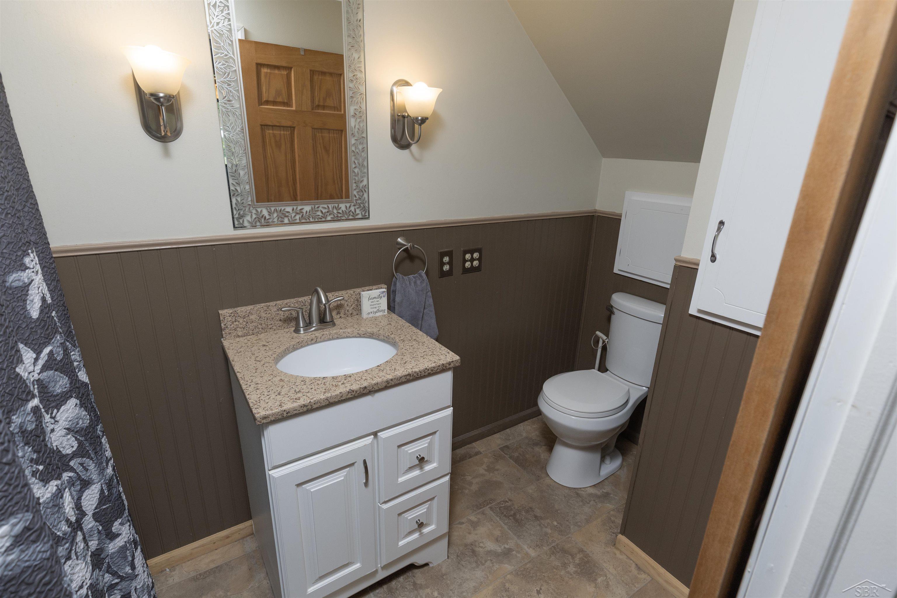 3940 Schust Road Saginaw, MI 48603 - Photo 8 of 31 50154626-5d51e9b7-24e8-4be5-9525-37a38081dd35.JPG