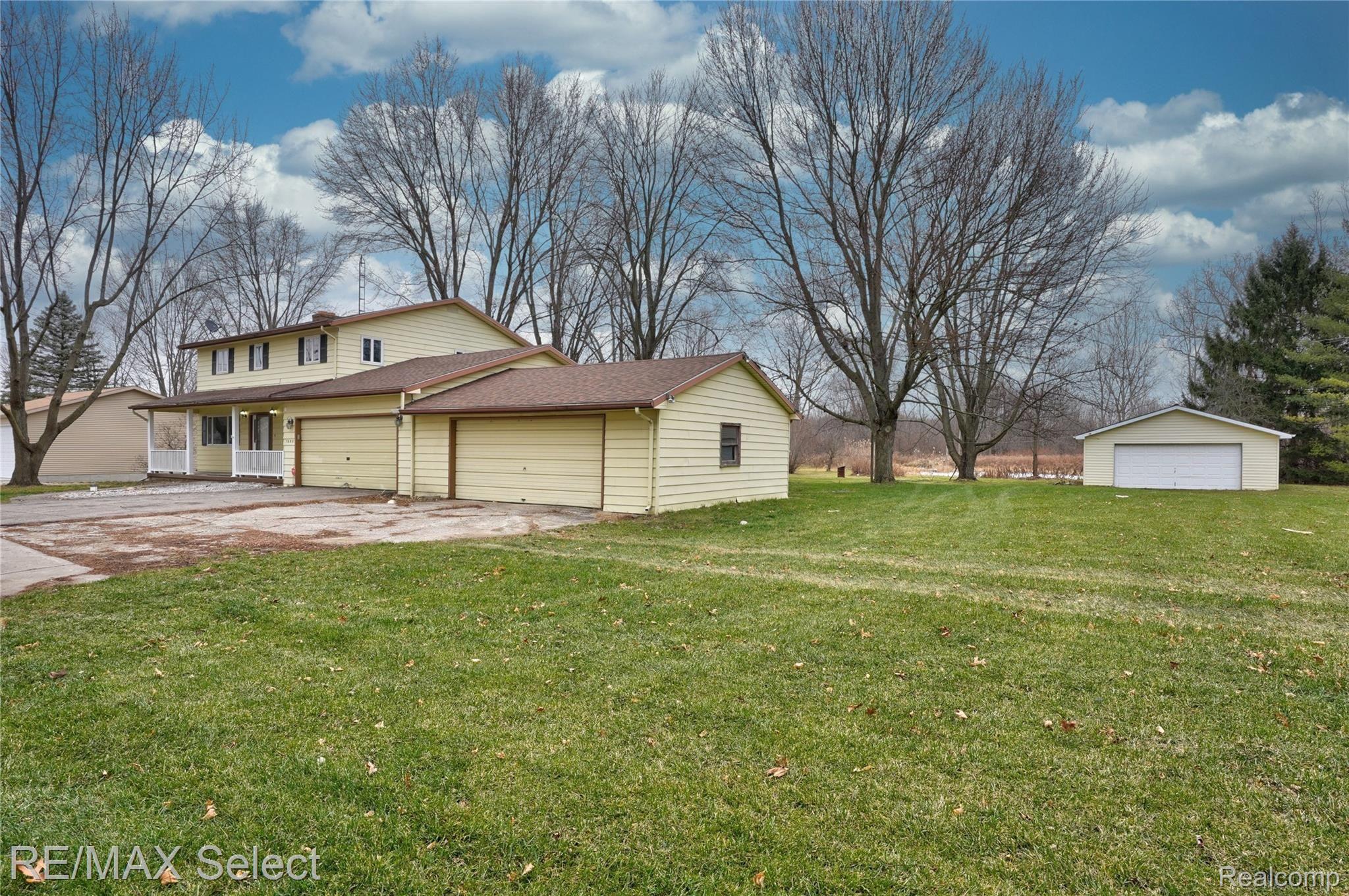 7082 Elms Road Flushing, MI 48433 - Photo 3 of 59 7082 Elms Road 04.jpg