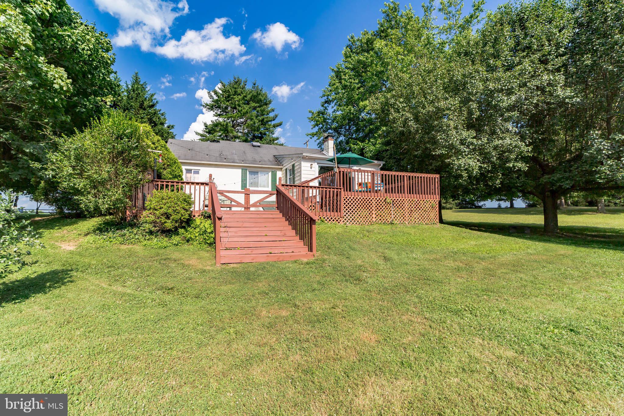 3220 South Manor Road Coatesville, PA 19320 - Photo 29 of 43 View of deck