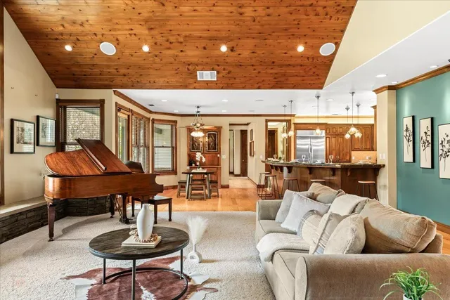 $2,395,000 | 25926 South Austin Road, Ripon, CA 95366